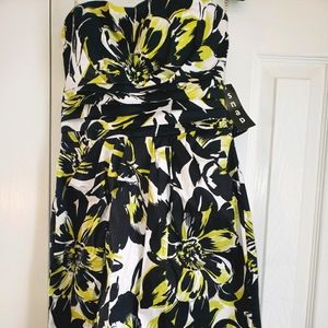 SNAP Strapless Party Dress
